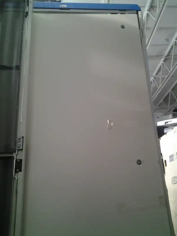 server cabinet racks 20 various units 900+pc MAC laptops CISCO p in Other in City of Montréal - Image 3