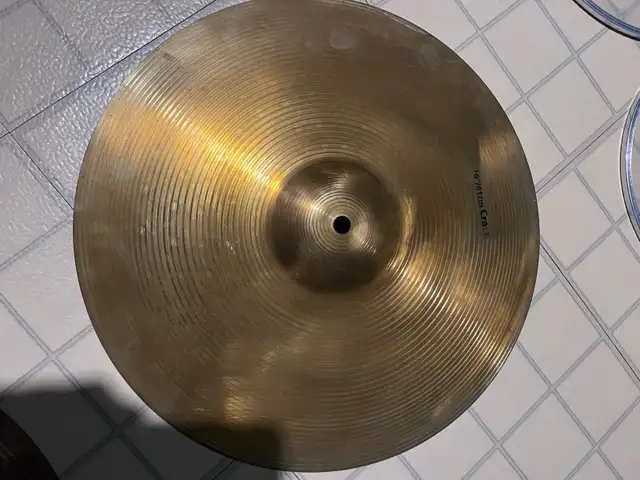 Drum Hardware and Cymbals in Drums & Percussion in Oshawa / Durham Region - Image 5
