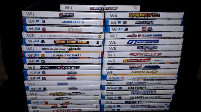 Wii u with controllers in Nintendo Wii U in Barrie - Image 2