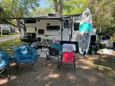 Keystone Passport 221BH SL 2021 – Parfaite pour la famille! Magnifique roulotte Keystone Passport 22...