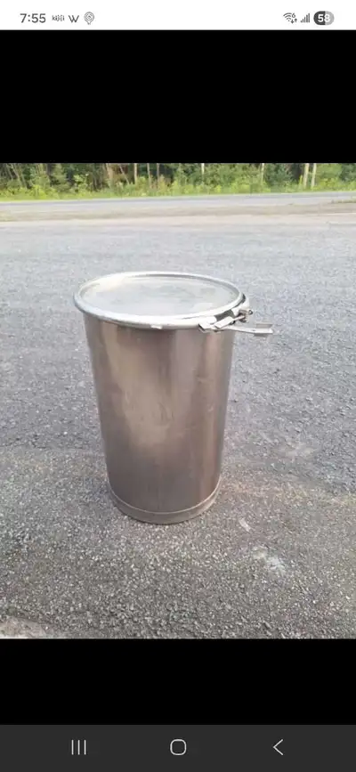 30 gallon barrels lids stainless steel 500$ each