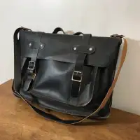 Vintage 90s motorcycle style unisex leather bag / for men