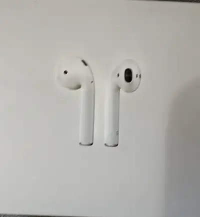 Airpods Apple deuxième génération neuf, View more