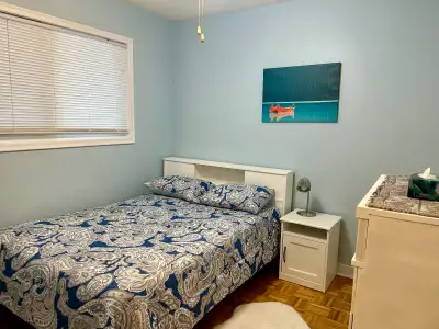 ✨ Furnished Room for Rent – Lake Banook, Dartmouth ✨ $1,000/month – No damage deposit! Move in with...