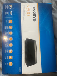 Linksys DualBand Wireless N600 Router In Box with manual