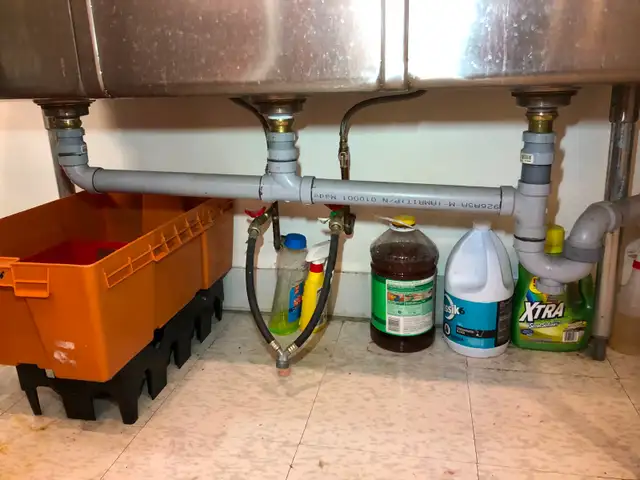 Licensed Plumber 416 455-9249 Bob65702474294274124