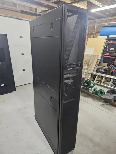 APC InRow SC, 300mm, Air Cooled, Self-contained 200-240V 60Hz, View more