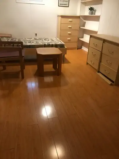 Warden/Ellesmere Scarborough one full furnished private room in basement, shared kitchen, washroom,...