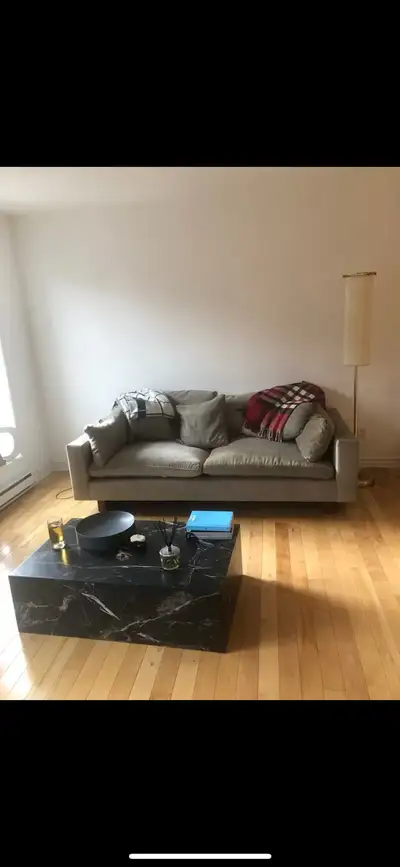 lovely 2 bedroom condo in little burgandy