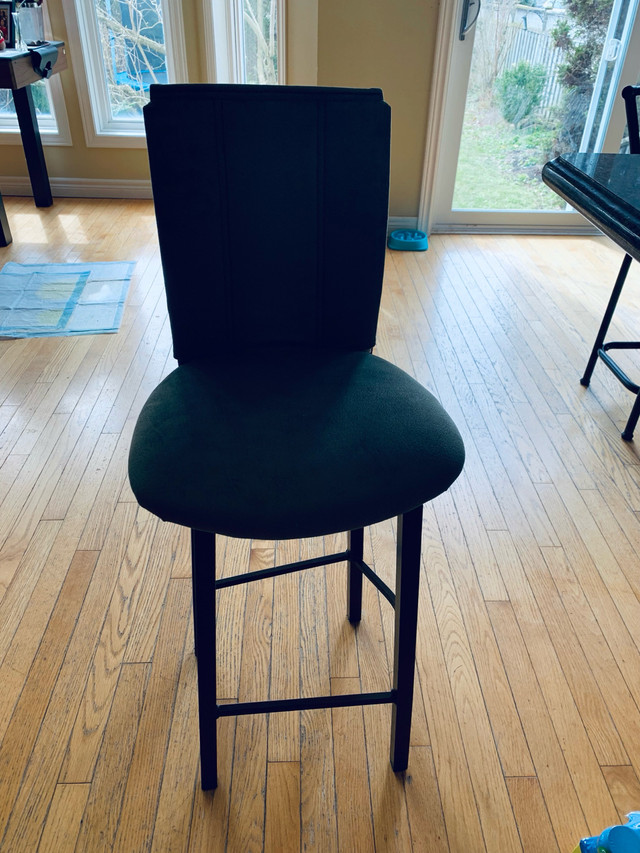 Bar chair in Chairs & Recliners in Kitchener / Waterloo