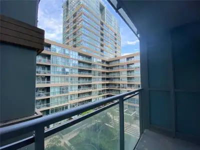 1 room for rent (sharing a 2-bedroom condo with a roommate)