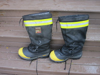 Men’s Size 9 CSA Steel Toe Winter Work Boots (Dakota)