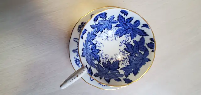 Coalport Teacup & Saucer in Arts & Collectibles in Kitchener / Waterloo - Image 4