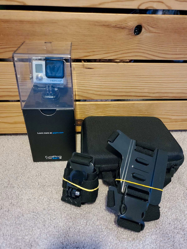 GoPro Hero 3+ (Full Accessory Kit) in Cameras & Camcorders in Oshawa / Durham Region - Image 2