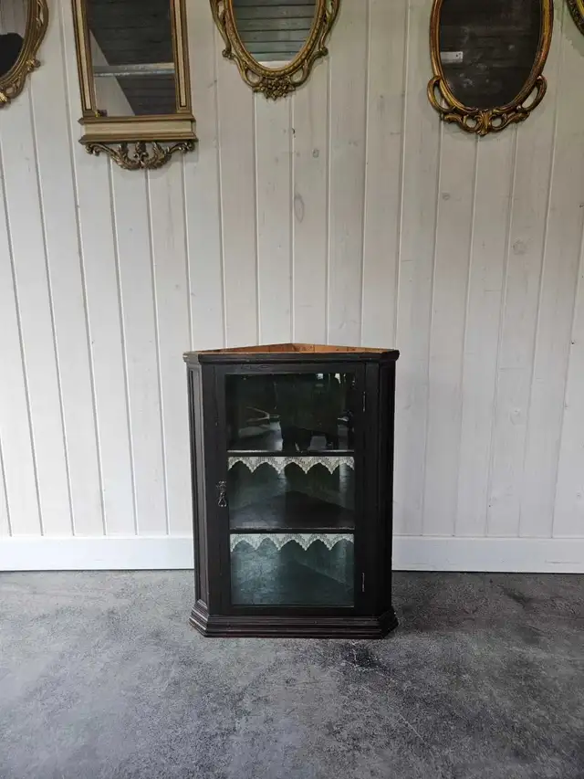 Mennonite Corner Wall Cabinet - Delivery Available in Hutches & Display Cabinets in Winnipeg - Image 2