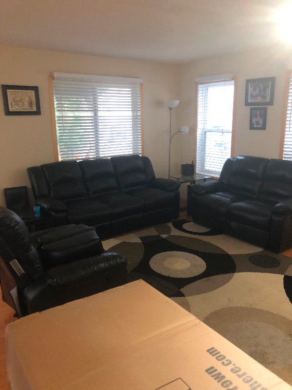 FREE 3 PIECE RECLINER SET (COUCH LAZYBOY SOFA) Couches Futons