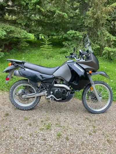 One Owner. Some small signs of use. Well Maintained mechanically. Improved wind screen. Heated hand...