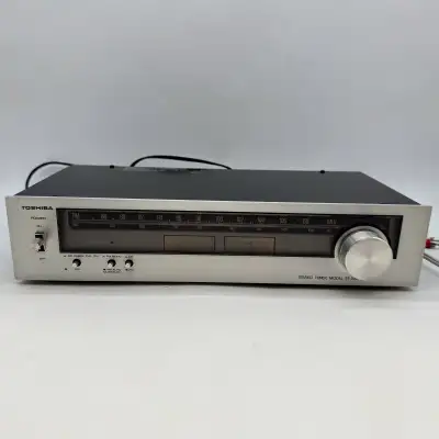 Toshiba ST-335 Vintage Stereo AM/FM Tuner, View more