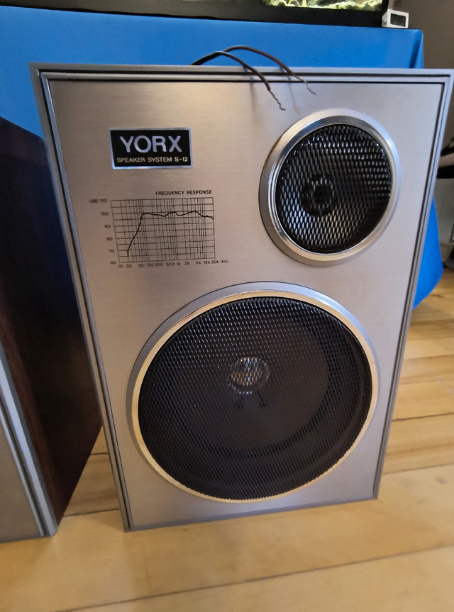 Vintage Yorx S-12 Speaker dans Haut-parleurs  à Ville de Montréal - Image 2