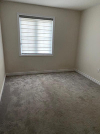 Room for rent in sharing 