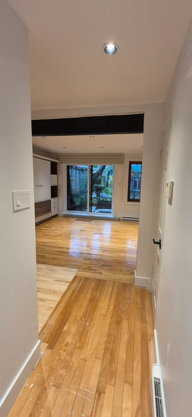 Studio Design RDC Centre-Ville | Accès Terrasse & Jardin Privé ! in Long Term Rentals in City of Montréal - Image 4