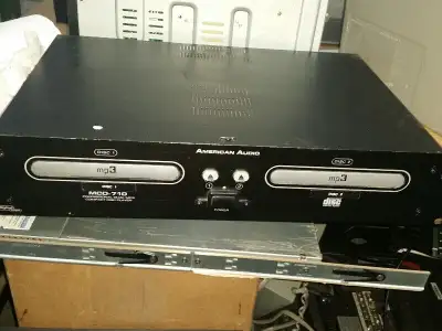 American Audio MCD-710 DJ MP3 CD dualRack Mount Player $100 dual, View more