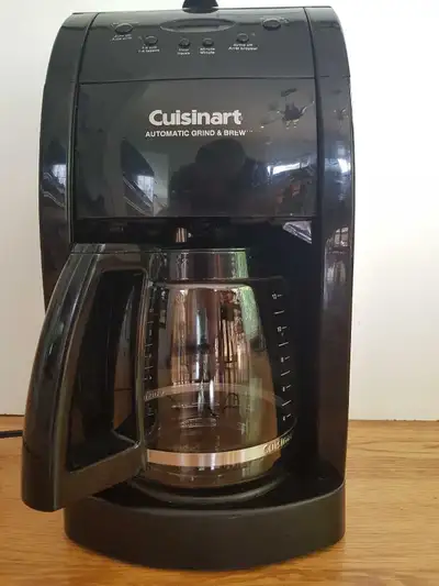 Cuisinart grind and brew (12 cups) coffee maker , View more