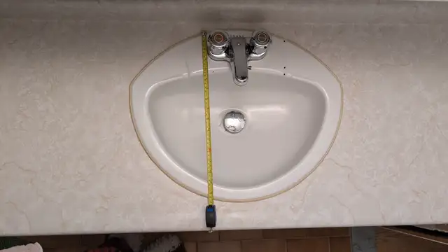 Lavabo de salle de bain avec robinet Bélanger in Plumbing, Sinks, Toilets & Showers in Longueuil / South Shore - Image 5