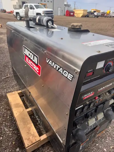 2015 Lincoln vantage 400 Perkins motor with 1764hrs