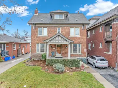 Furnished Room - Female University of Windsor student only