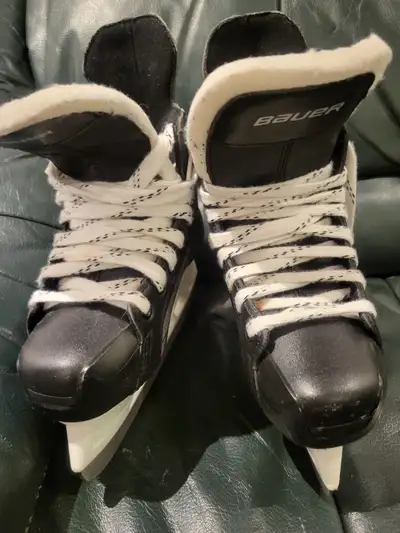 Bauer Skates (size 4), View more