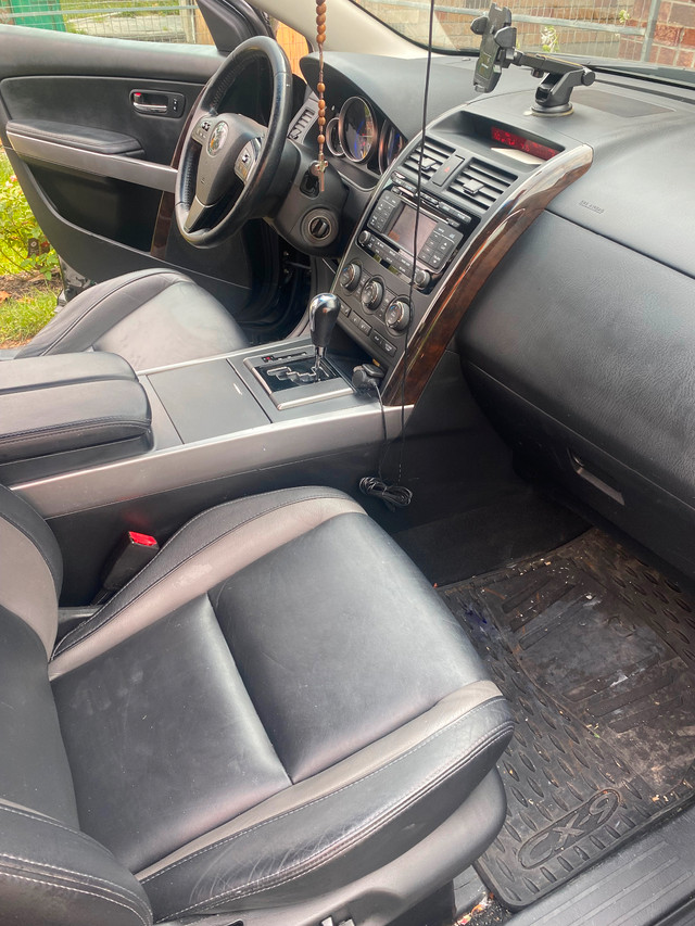 Selling Mazda cx9 2012 in Cars & Trucks in London - Image 4