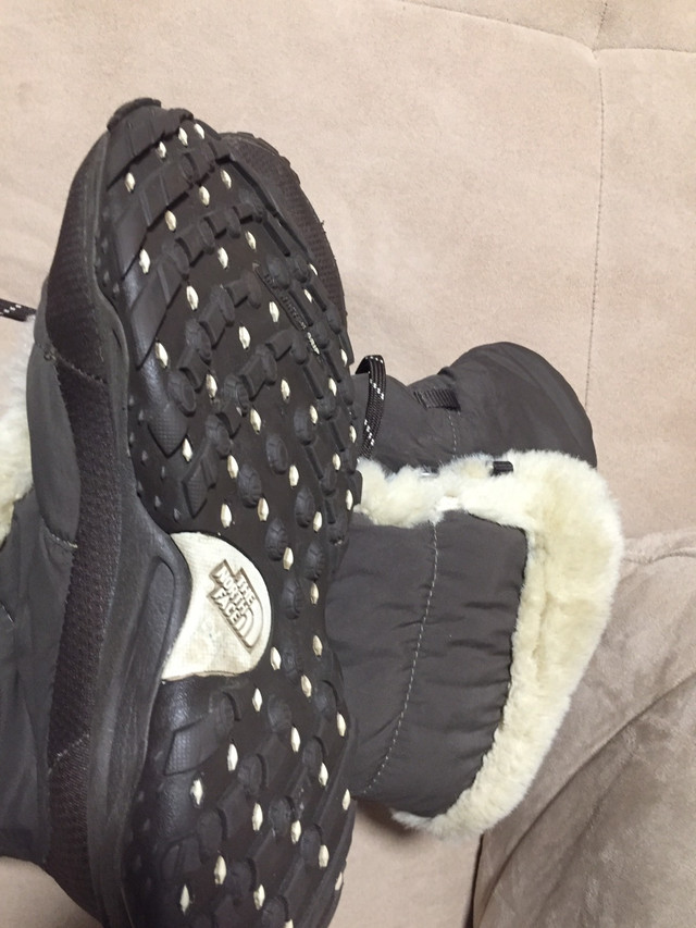 North face women’s winter waterproof boots great condition in Women's - Shoes in London - Image 2