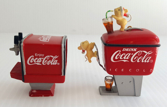 2 Coca-Cola Soda Fountain Christmas Ornaments in Arts & Collectibles in City of Toronto - Image 2