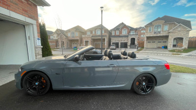 Immaculate 2011 BMW 335is Manual E93 Convertible/Cabriolet