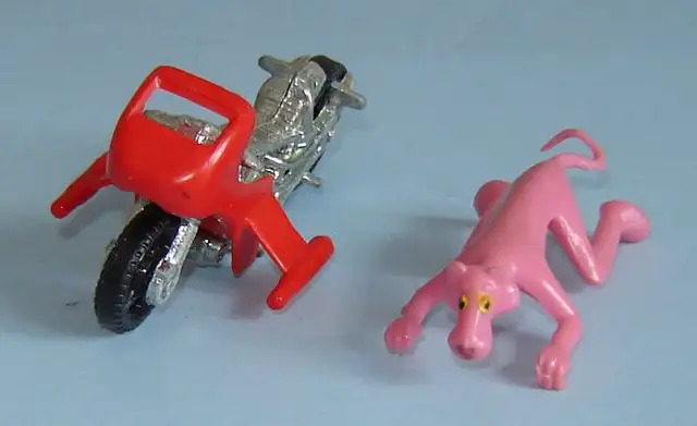 Vintage Pink Panther and His Rocket Motorcycle-Corgi Junior-1979 in Arts & Collectibles in City of Toronto - Image 7