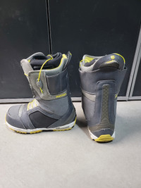 Men's Burton snowboard boots 