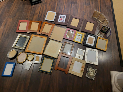 Picture frames, View more