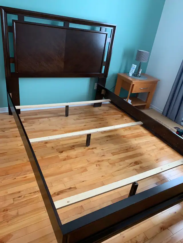 Meuble chambre in Dressers & Wardrobes in Laval / North Shore - Image 4