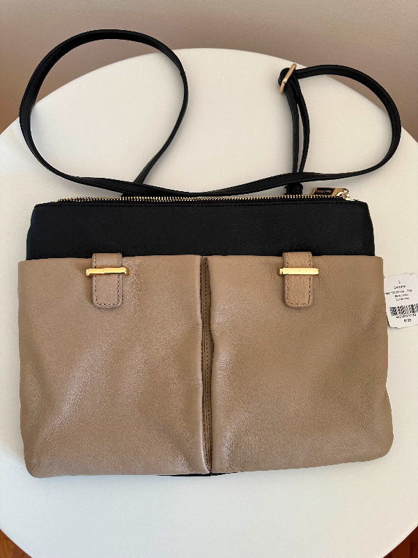 Danier black & tan leather crossbody bag in Women's - Bags & Wallets in Peterborough