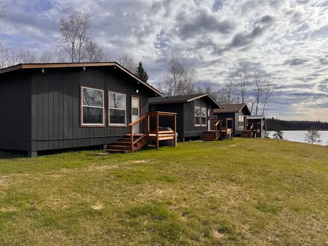 LAKEFRONT CABIN RENTALS – LONG LAKE (NOPIMING PROVINCIAL PARK) in Manitoba in Canada - Image 4