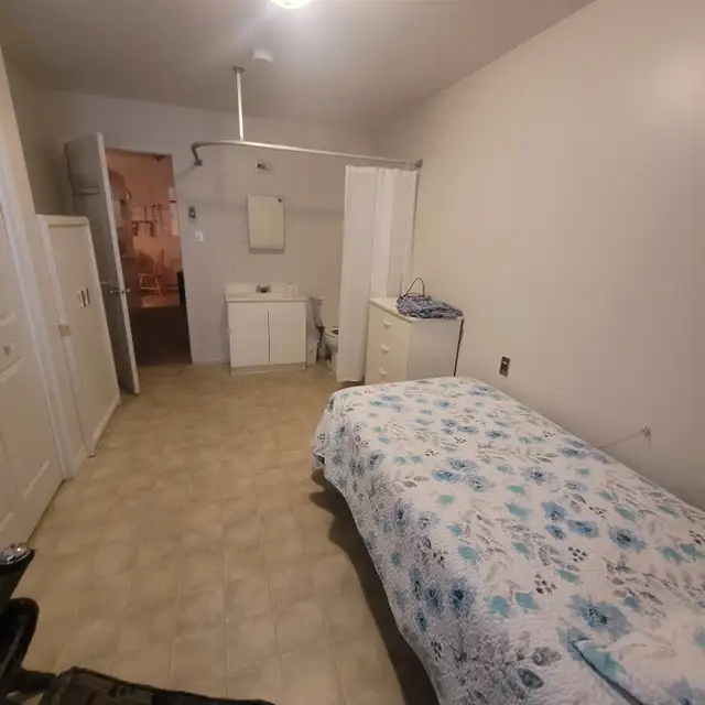 Chambres in Room Rentals & Roommates in Rimouski / Bas-St-Laurent - Image 13