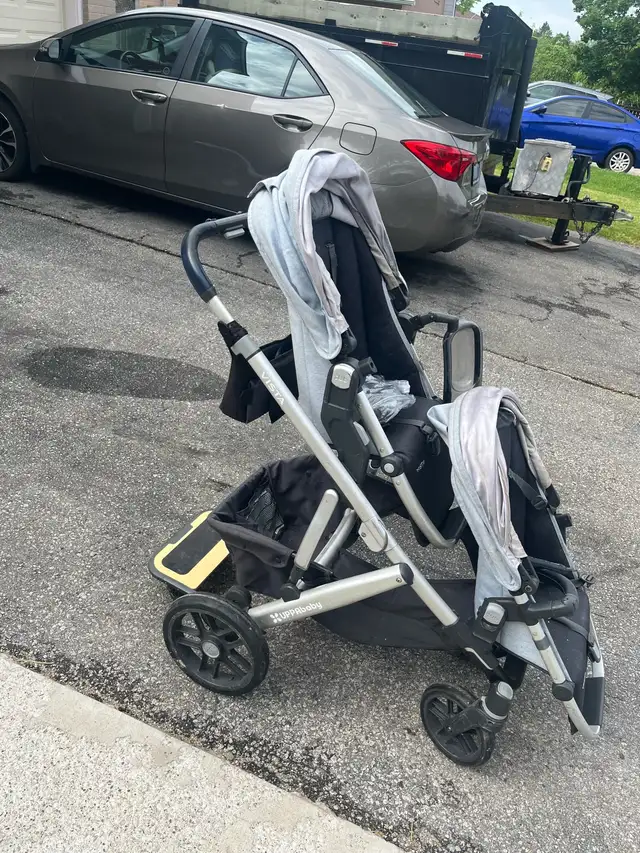 Uppababy Vista Stroller, piggy back, bassinett in Strollers, Carriers & Car Seats in Mississauga / Peel Region - Image 2