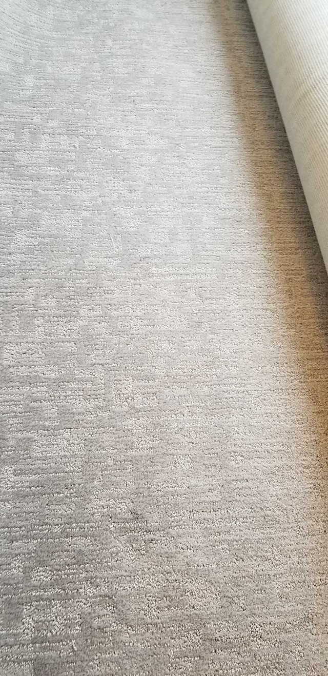 Brand new gray carpet sealed for sale asking $$ 250 in Rugs, Carpets & Runners in London - Image 2