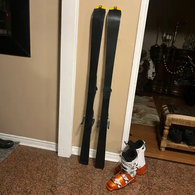 143 Dynamic Slalom ski with boots  in Ski in Markham / York Region - Image 7