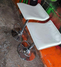 Bar chairs - White 