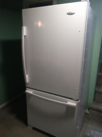 Réfrigérateur blanc, Whirlpool