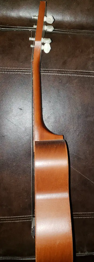 New 70's Ukelele, View more