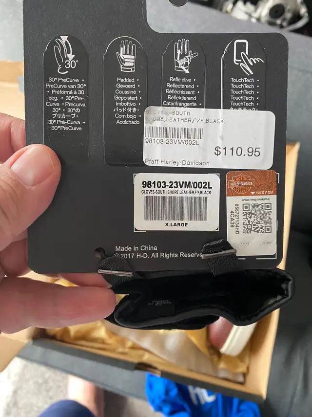 Harley Davidson lot  in Motorcycle Parts & Accessories in Hamilton - Image 6