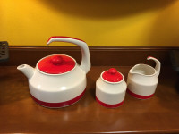 Vintage MCM Japan Ceramic Teapot Creamer Sugar Bowl Red White